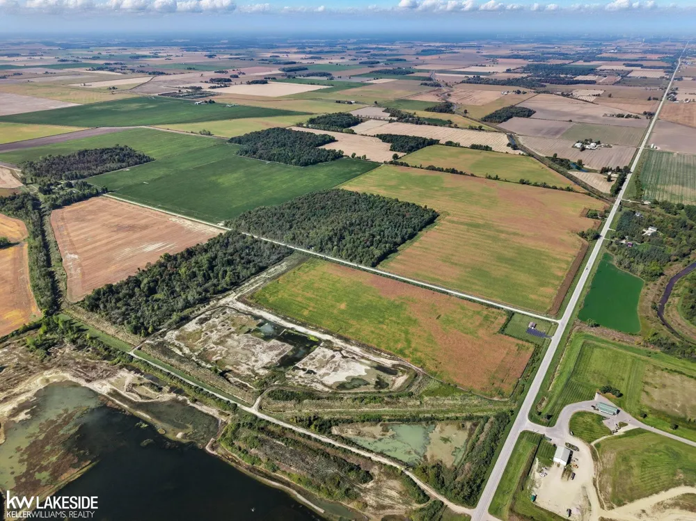 E Eddy Road Bridgehampton Township, MI 48419