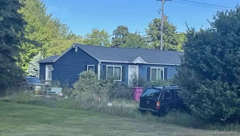 4458 S M 52 Owosso City, MI 48867