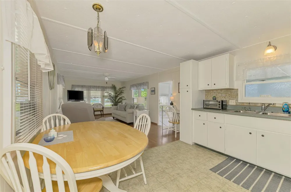 259 INNER DRIVE E Venice, FL 34285