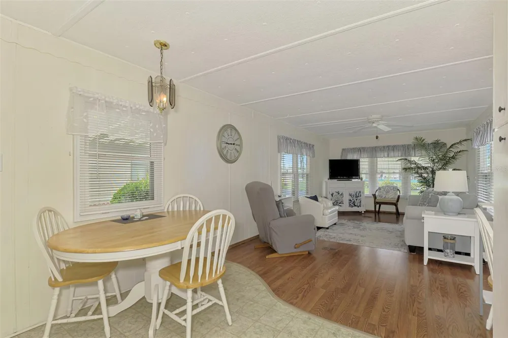 259 INNER DRIVE E Venice, FL 34285