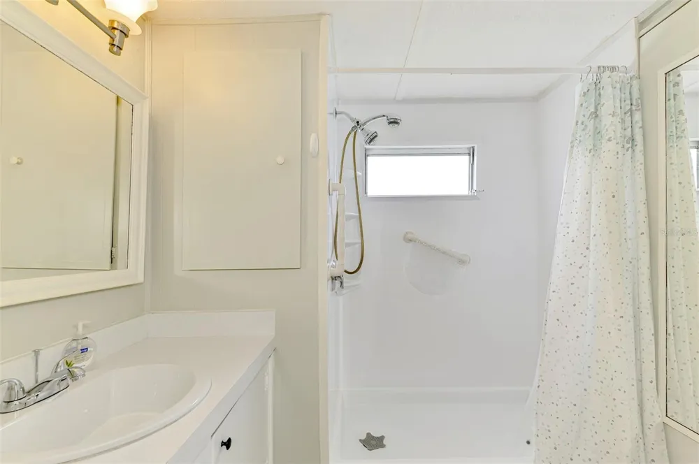 259 INNER DRIVE E Venice, FL 34285