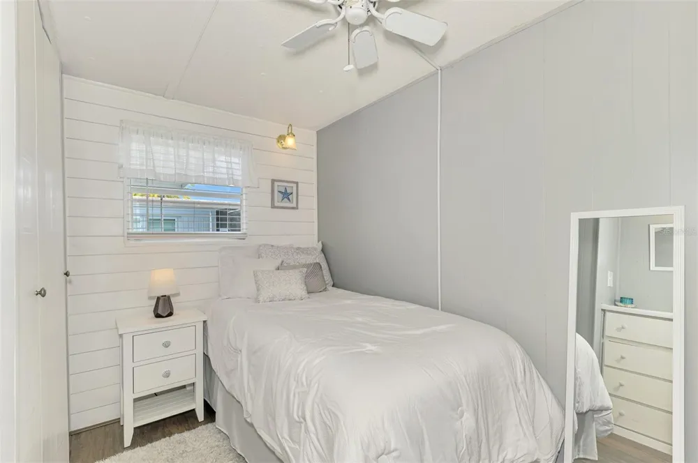 259 INNER DRIVE E Venice, FL 34285