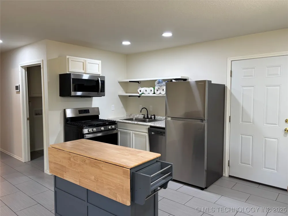 284 Songbird Trail Ardmore, OK 73401
