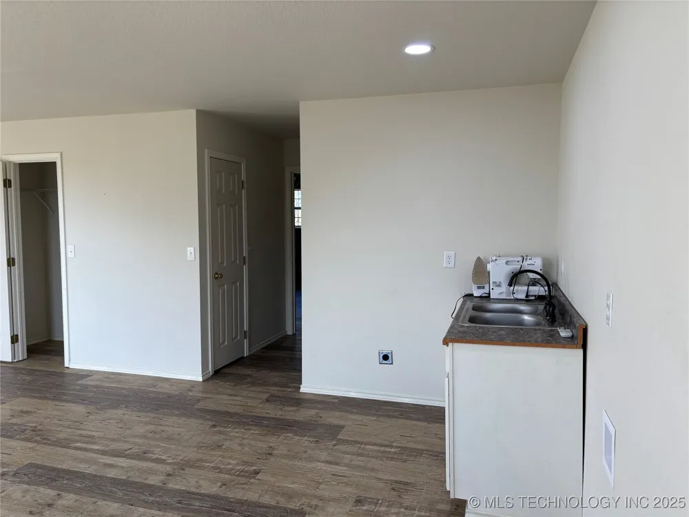 284 Songbird Trail Ardmore, OK 73401
