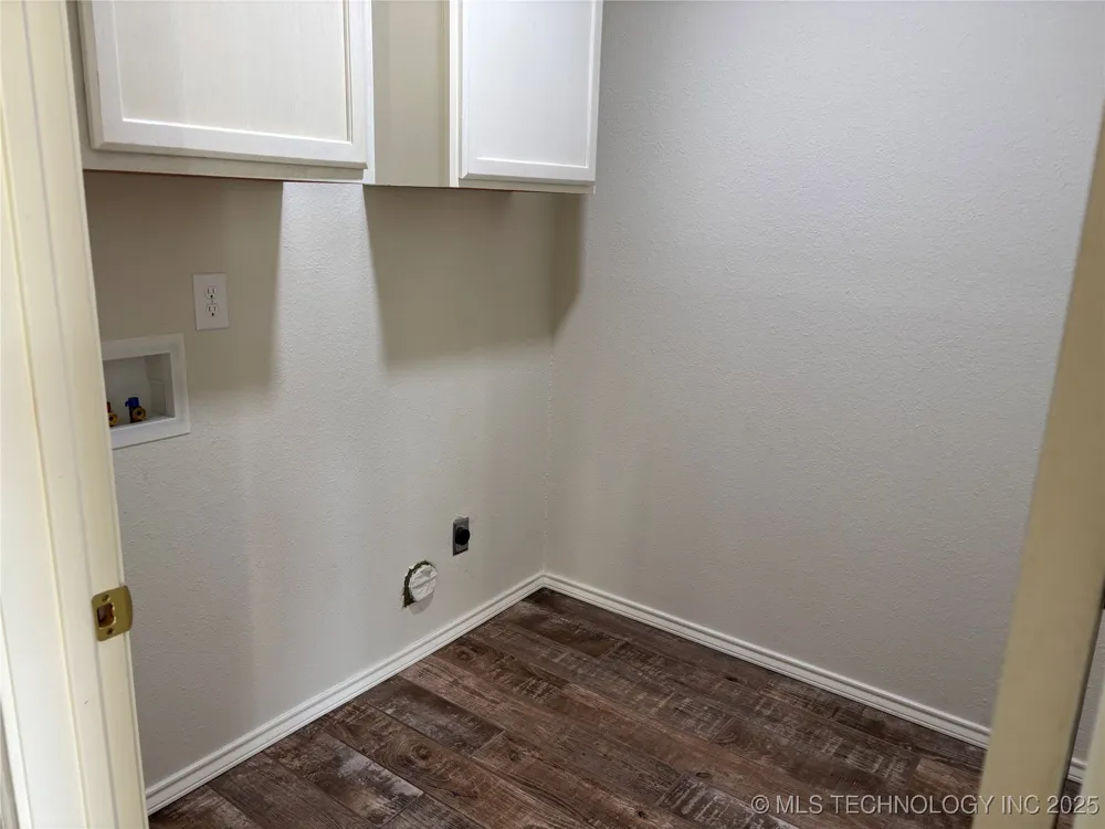 284 Songbird Trail Ardmore, OK 73401