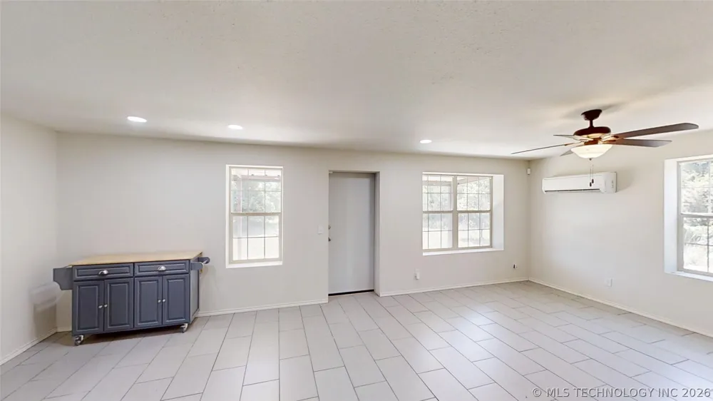 284 Songbird Trail Ardmore, OK 73401