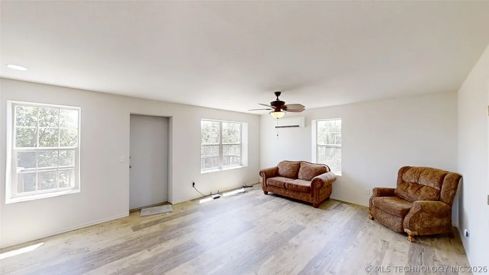284 Songbird Trail Ardmore, OK 73401