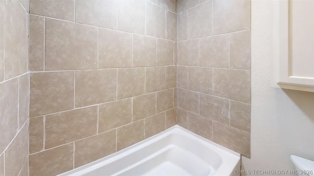 284 Songbird Trail Ardmore, OK 73401