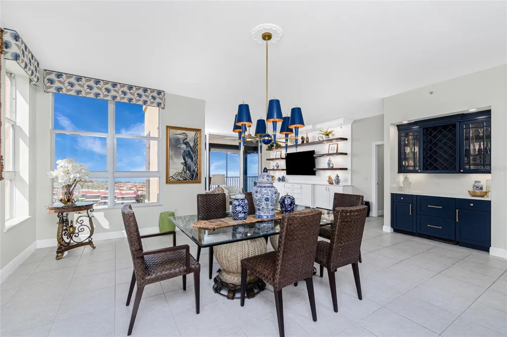 3313 SUNSET KEY CIR #701 Punta Gorda, FL 33955