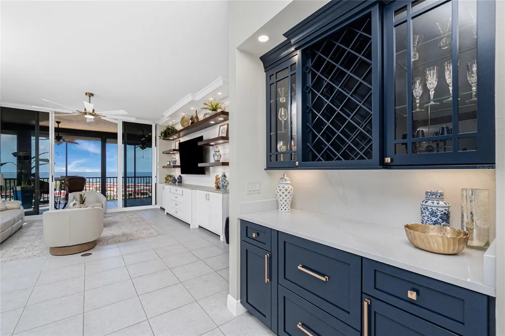 3313 SUNSET KEY CIR #701 Punta Gorda, FL 33955