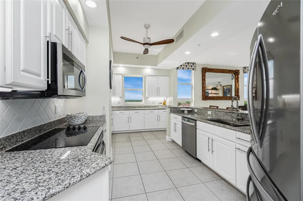 3313 SUNSET KEY CIR #701 Punta Gorda, FL 33955