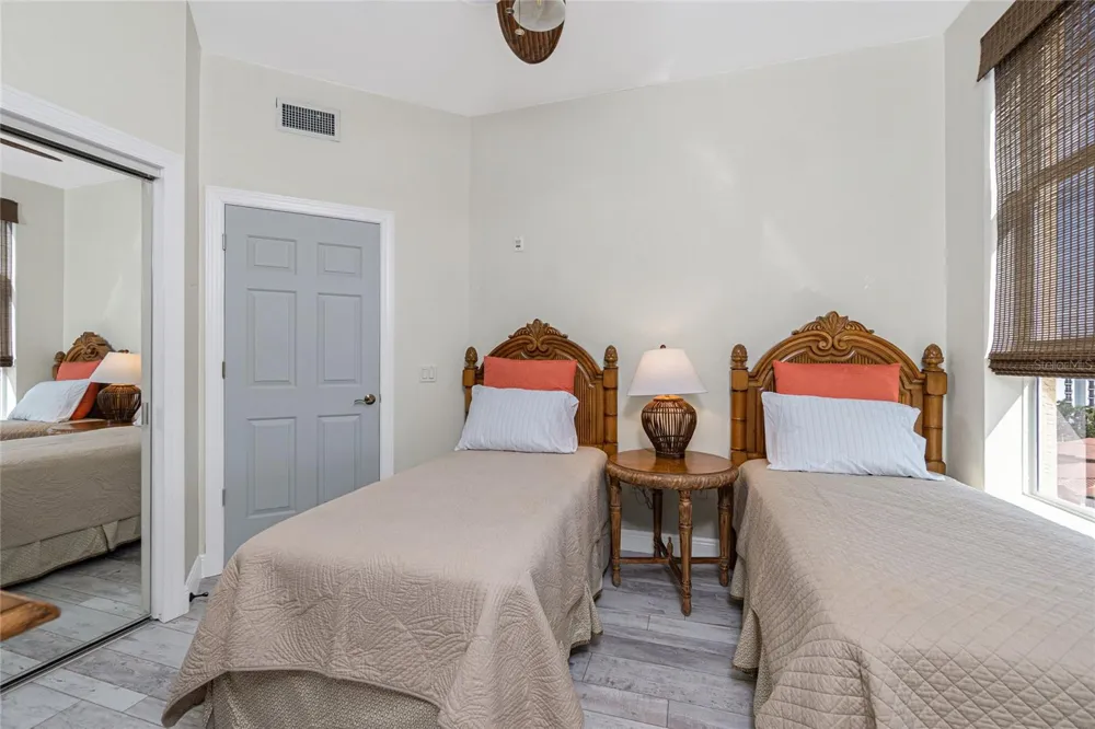3313 SUNSET KEY CIR #701 Punta Gorda, FL 33955