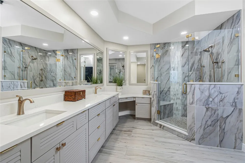 3313 SUNSET KEY CIR #701 Punta Gorda, FL 33955