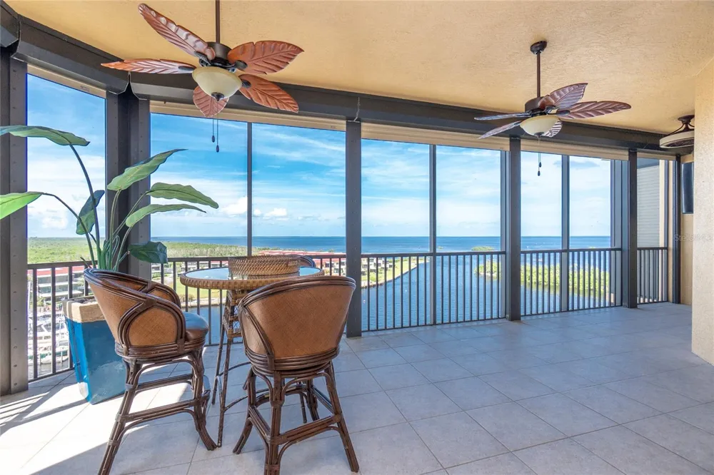 3313 SUNSET KEY CIR #701 Punta Gorda, FL 33955