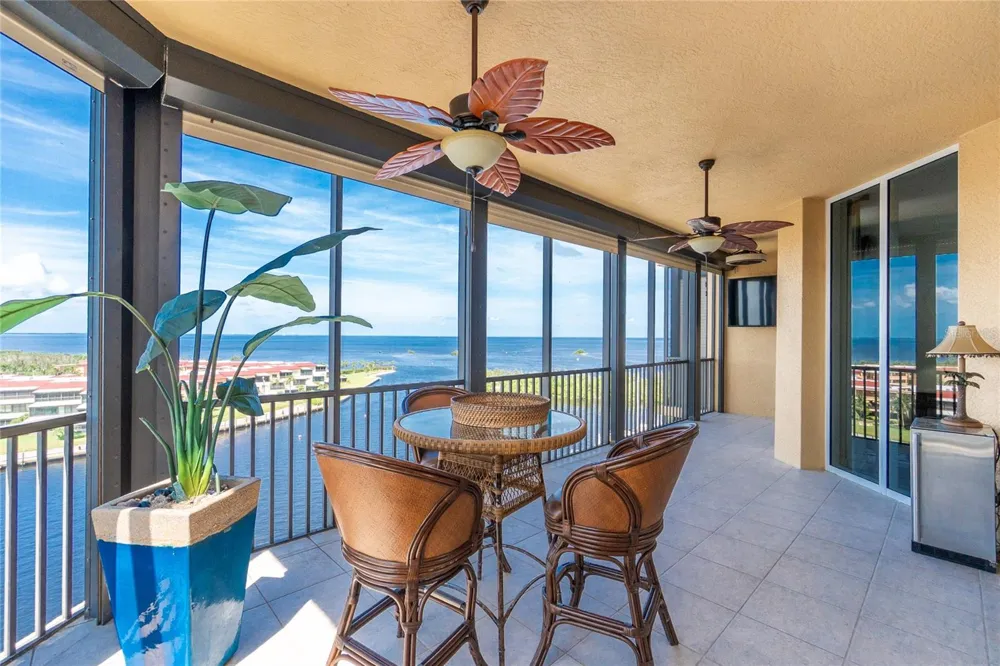 3313 SUNSET KEY CIR #701 Punta Gorda, FL 33955