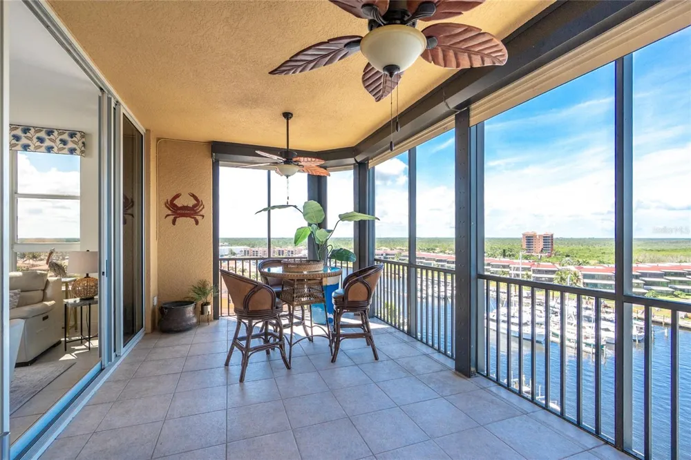 3313 SUNSET KEY CIR #701 Punta Gorda, FL 33955