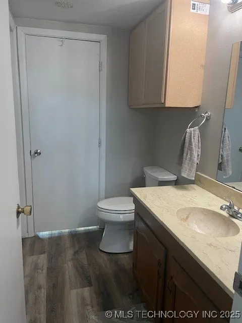123 Falconhead #B Burneyville, OK 73430