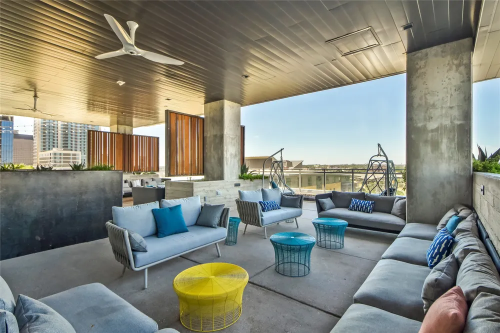 222 West Avenue #2804 Austin, TX 78701