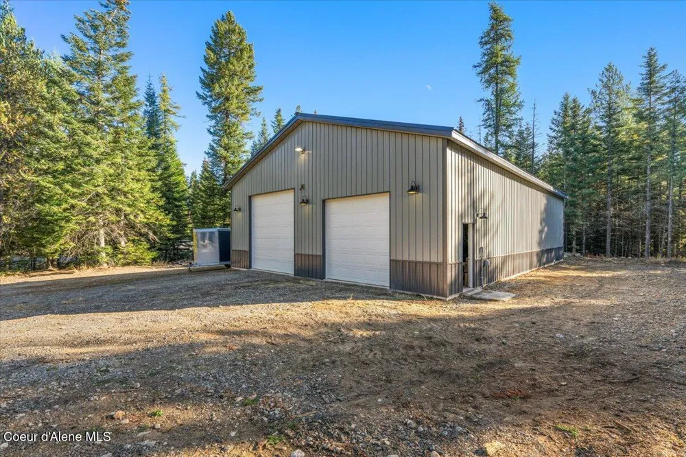 10050 E DUCE ROAD Athol, ID 83801