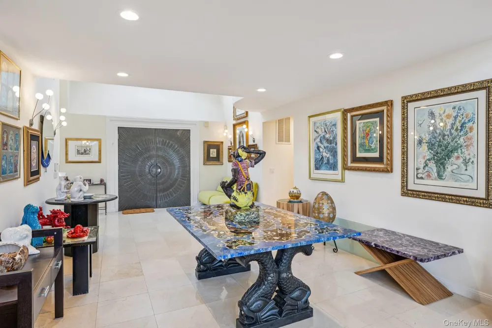 521 Dune Road Westhampton Beach, NY 11978