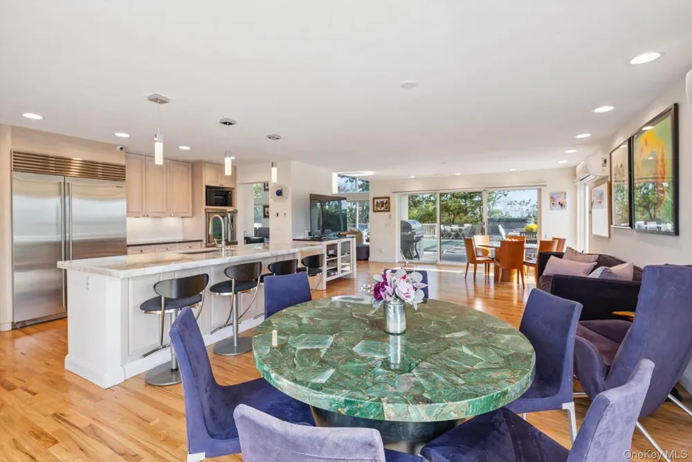 521 Dune Road Westhampton Beach, NY 11978