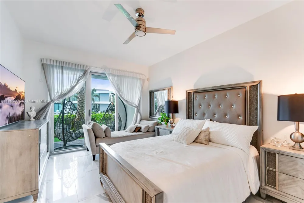 259 Shore Ct Lauderdale By The Sea, FL 33308