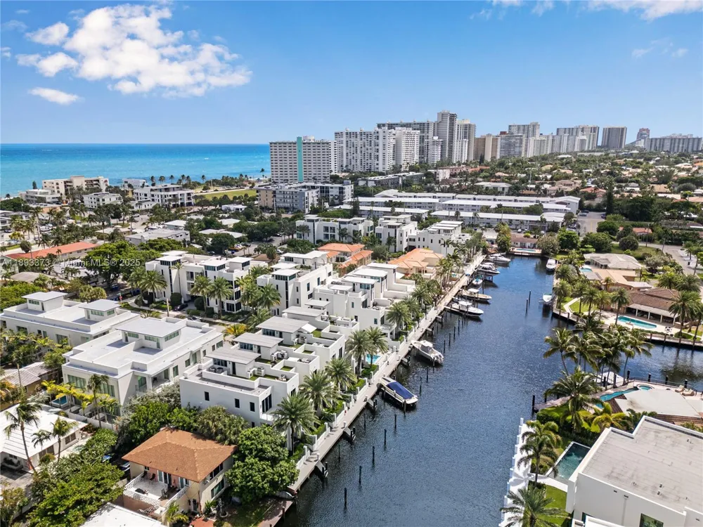259 Shore Ct Lauderdale By The Sea, FL 33308