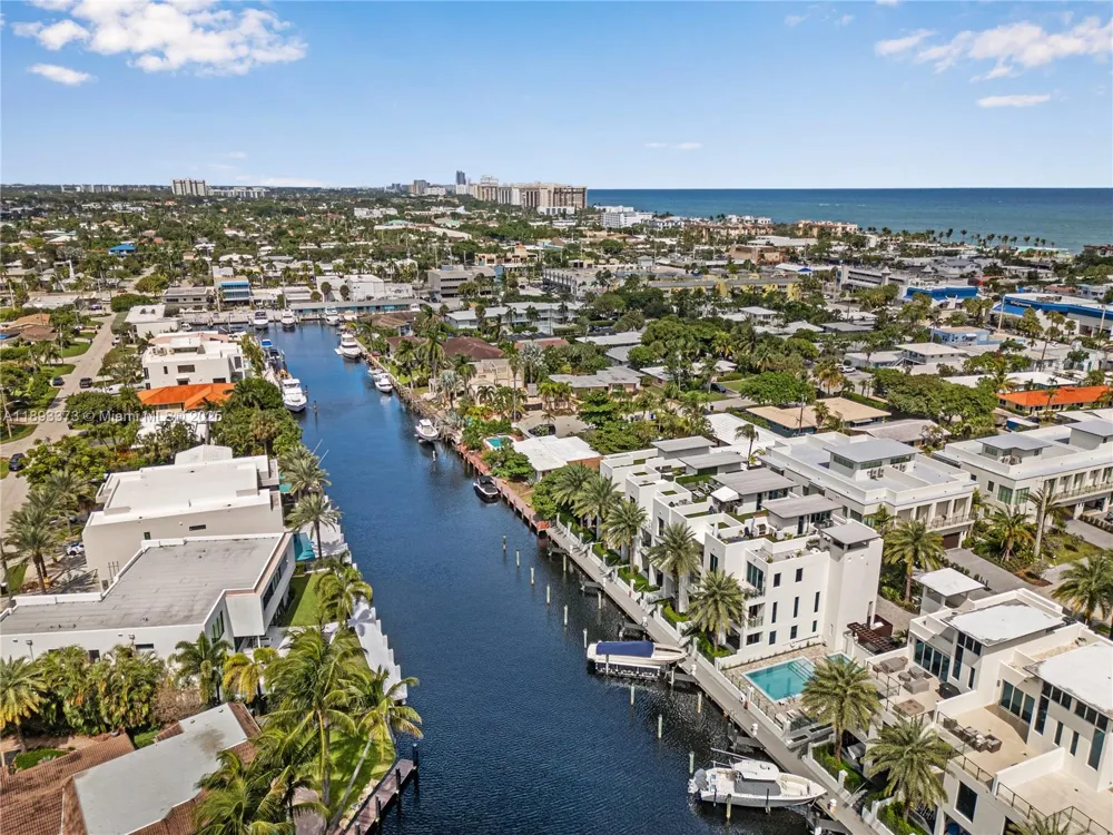 259 Shore Ct Lauderdale By The Sea, FL 33308