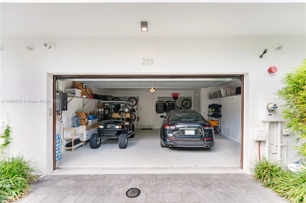 259 Shore Ct Lauderdale By The Sea, FL 33308