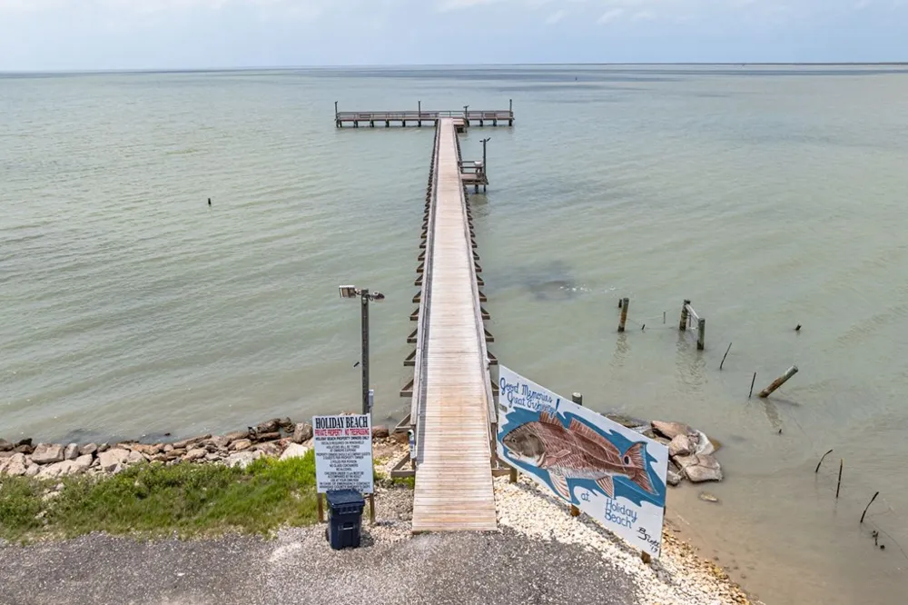 511 Water Oak Lane Rockport, TX 78382