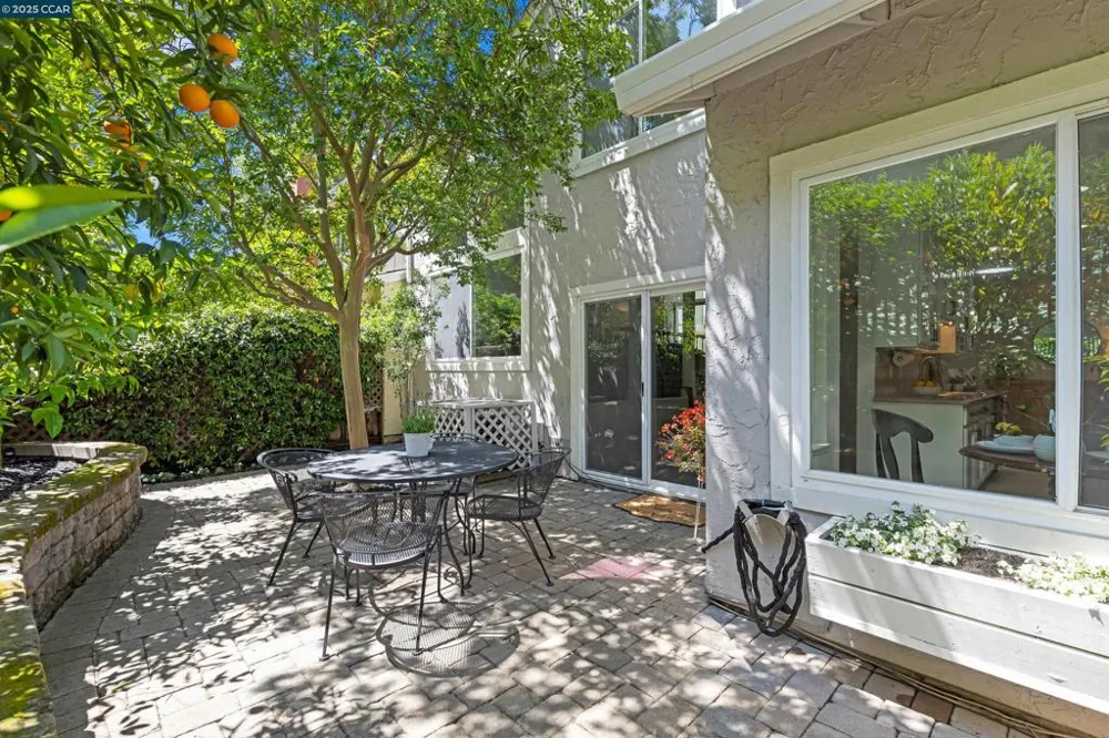 1513 Siskiyou Dr Walnut Creek, CA 94598