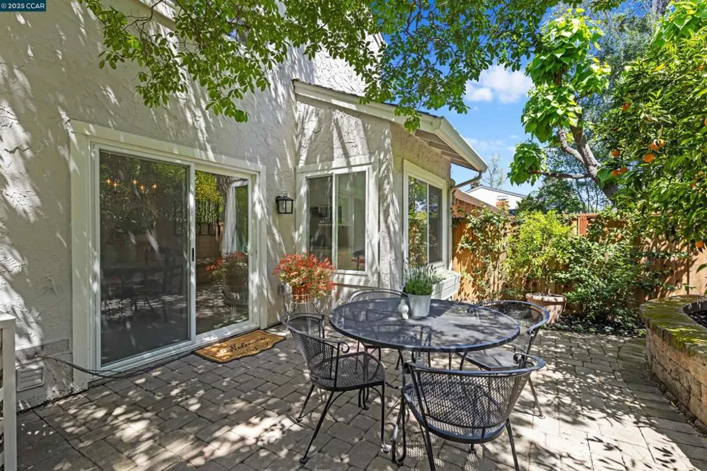 1513 Siskiyou Dr Walnut Creek, CA 94598