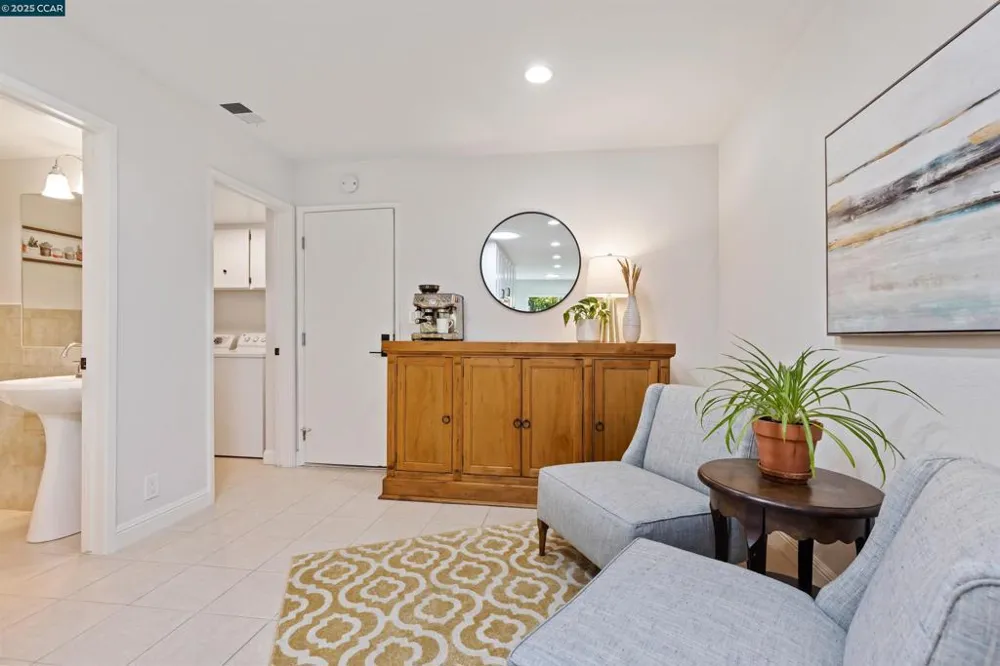 1513 Siskiyou Dr Walnut Creek, CA 94598