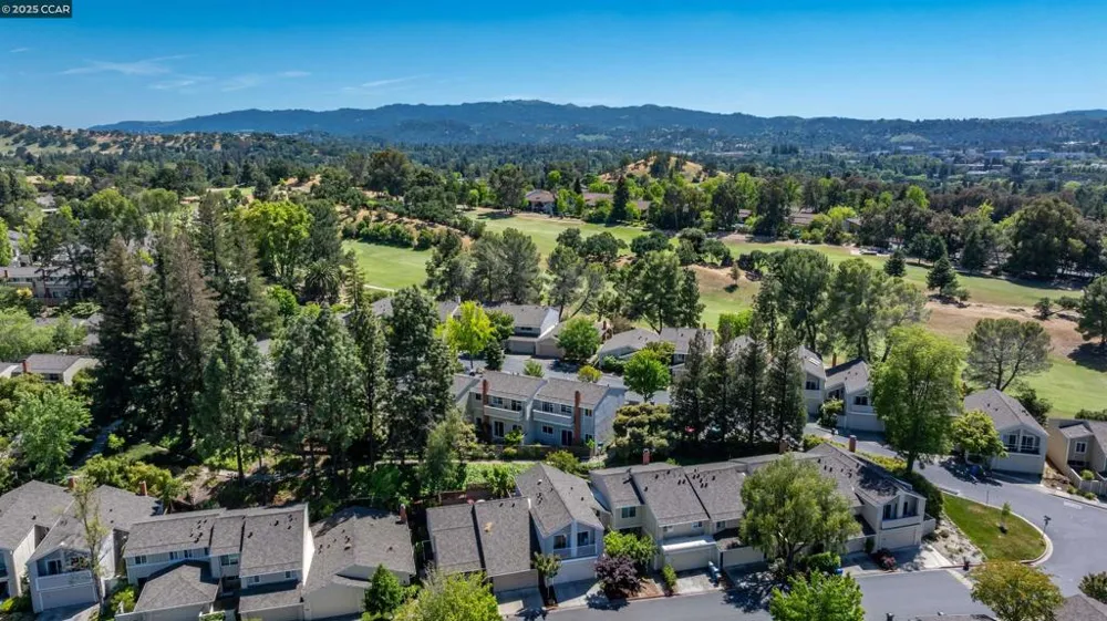 1513 Siskiyou Dr Walnut Creek, CA 94598