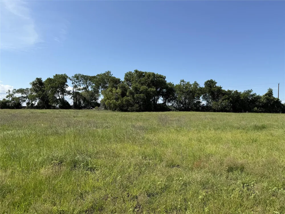 2 Farm To Market Road 532 Weimar, TX 78962
