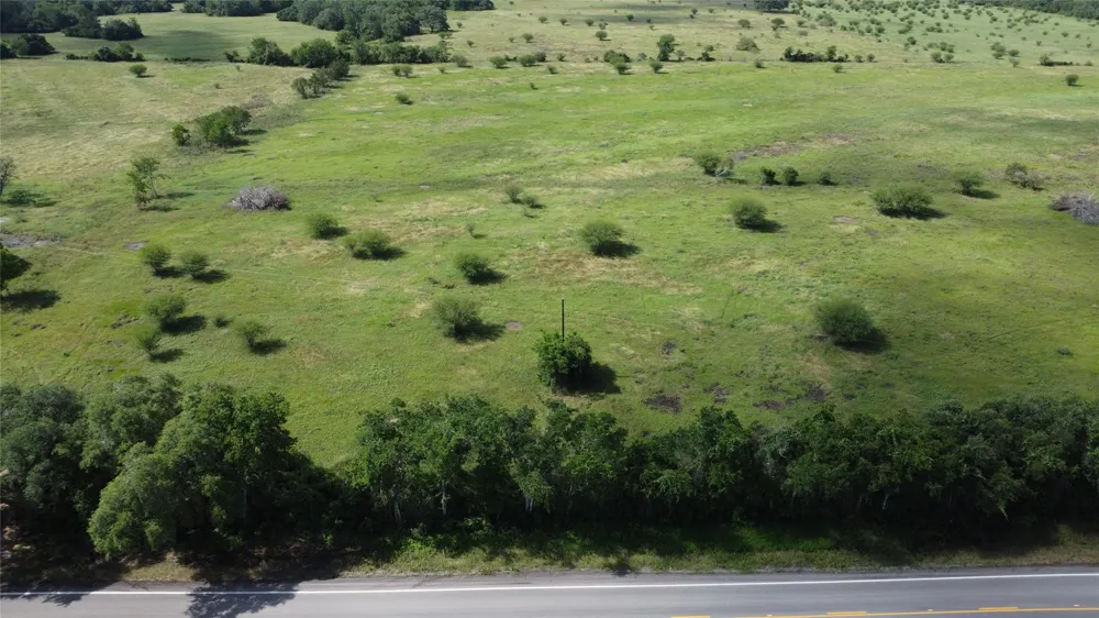 2 Farm To Market Road 532 Weimar, TX 78962