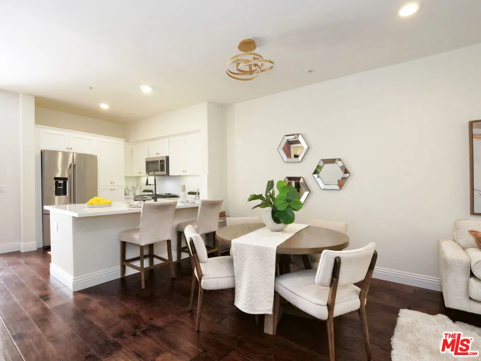 28220 Highridge Road #208 Rolling Hills Estates, CA 90274