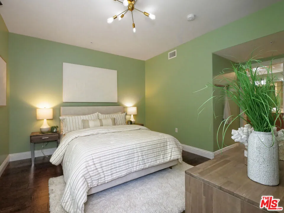 28220 Highridge Road #208 Rolling Hills Estates, CA 90274