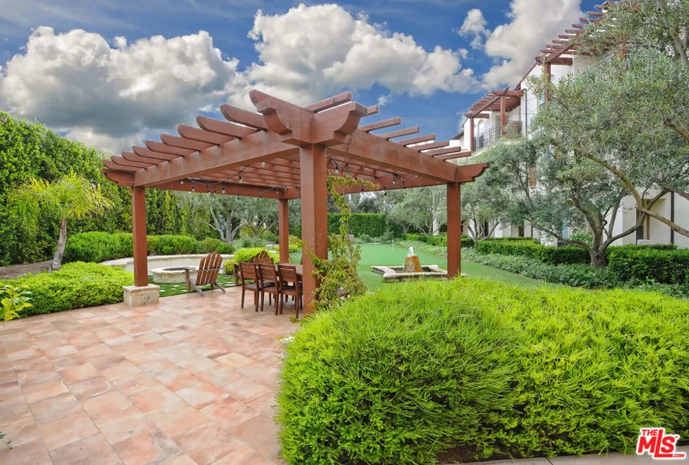 28220 Highridge Road #208 Rolling Hills Estates, CA 90274