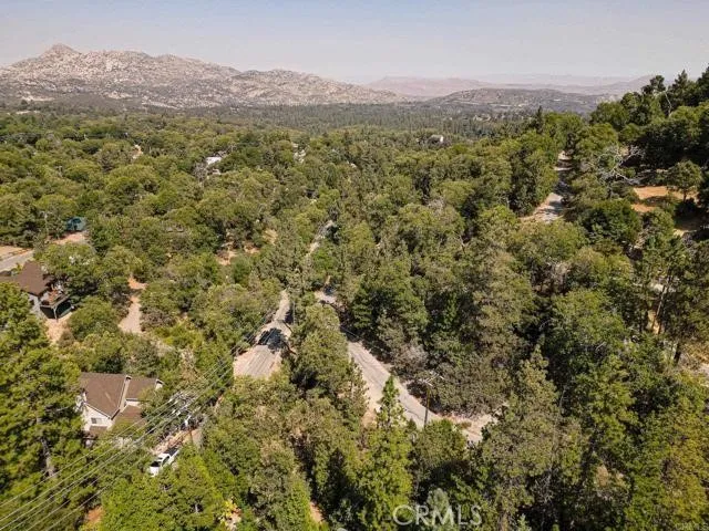 Deer Way Lake Arrowhead, CA 92352