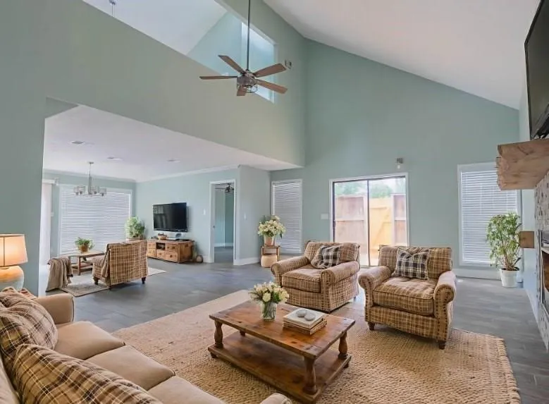 12515 Lazywood Street Pinehurst, TX 77362
