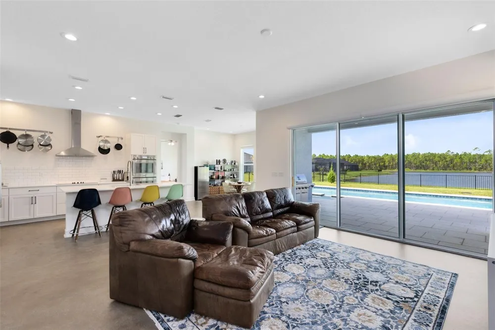 513 MOSAIC BOULEVARD Daytona Beach, FL 32124