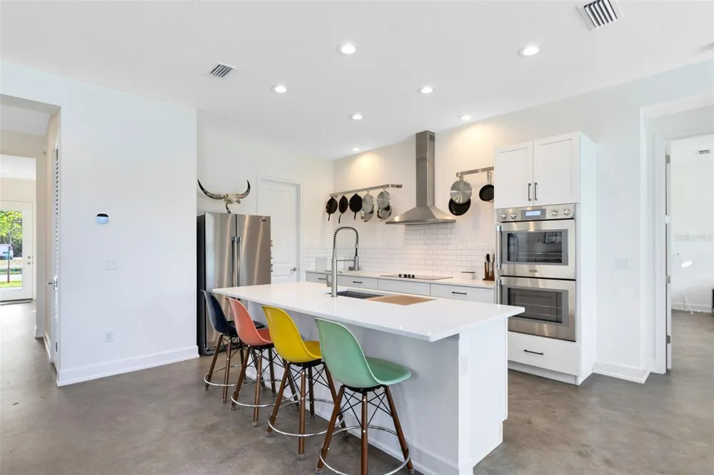 513 MOSAIC BOULEVARD Daytona Beach, FL 32124