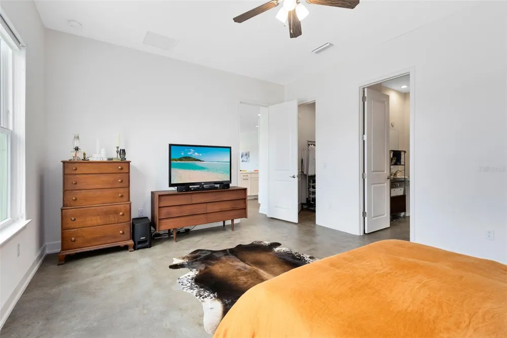 513 MOSAIC BOULEVARD Daytona Beach, FL 32124