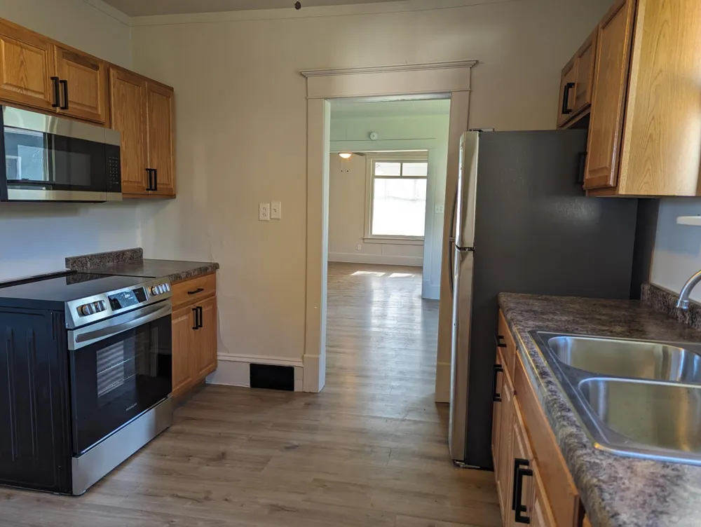 212 2nd Avenue Enderlin, ND 58027