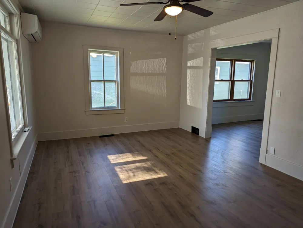 212 2nd Avenue Enderlin, ND 58027