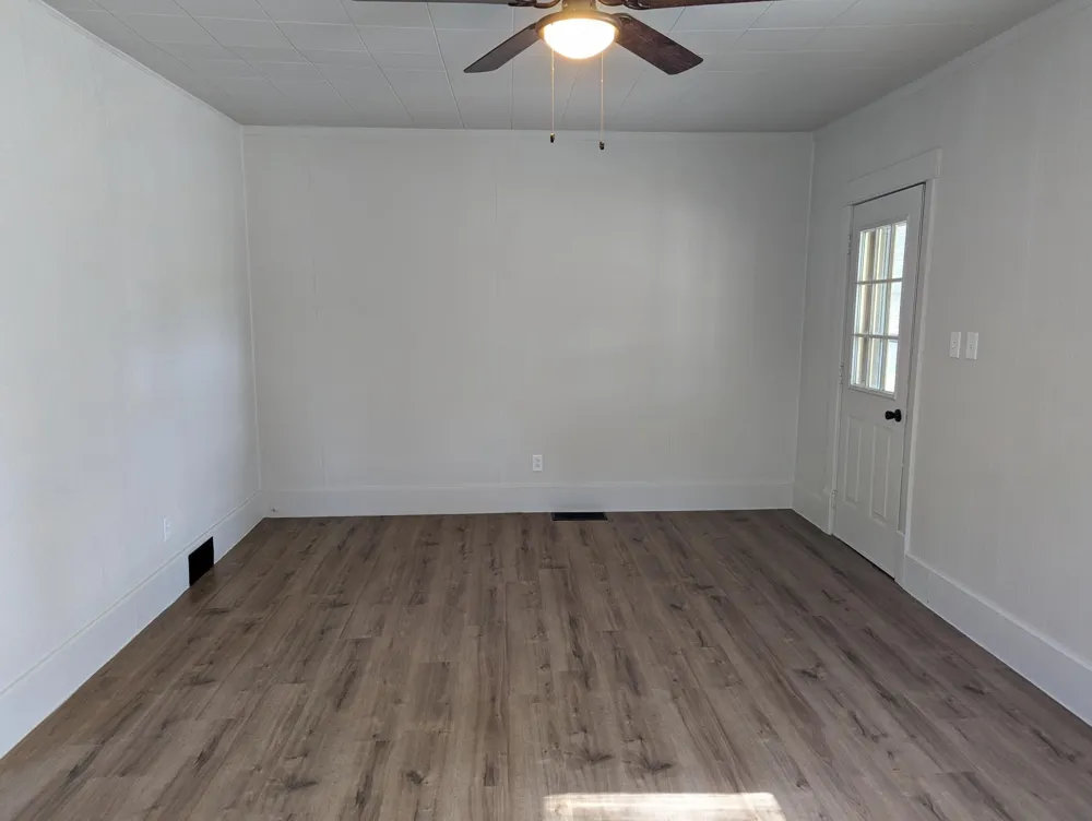 212 2nd Avenue Enderlin, ND 58027
