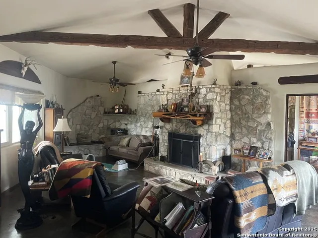 137 Private Road 3501 Mico, TX 78056