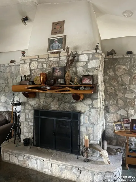 137 Private Road 3501 Mico, TX 78056
