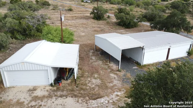 137 Private Road 3501 Mico, TX 78056